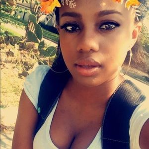 Meet your Posher, Jade